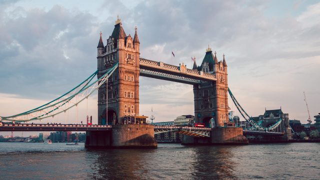 Top FTSE 100 shares to watch: Persimmon, Antofagasta, Beazley, Entain