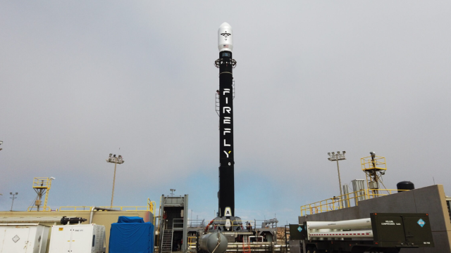 Firefly Aerospace stock sinks 11%: why the IPO highs quickly fizzled