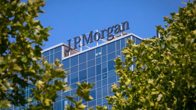 JPMorgan bets big: can an American digital bank win over Germany’s crowded market?